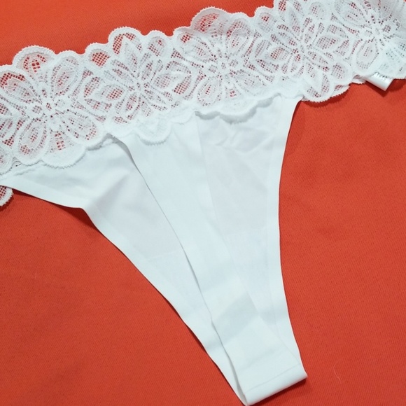 Juicy Couture Thong - Picture 4 of 7